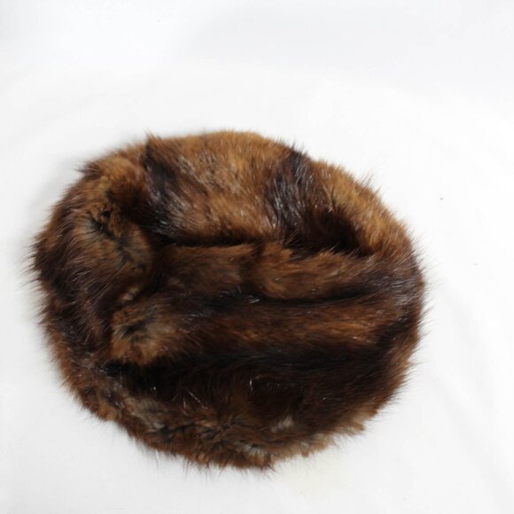 Vintage 1960s Brown Mink Fur Flat Cap - Audrey Hepburn Inspired Winter Hat main image 5